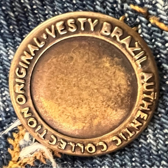 El Amario De Judith Embroidered Jean Jacket Medium - Picture 9 of 11